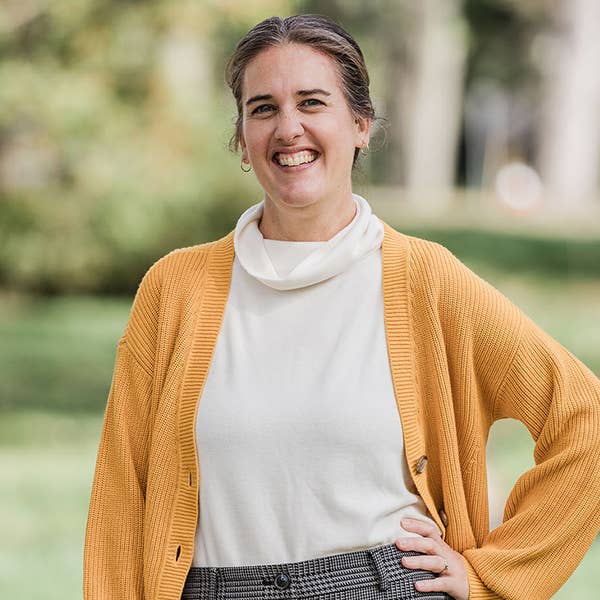 Photo of author Laurie Gilmore