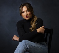 Portrait of author Ashley Flowers