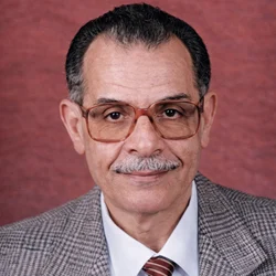 صورة المؤلف نجيب الكيلاني