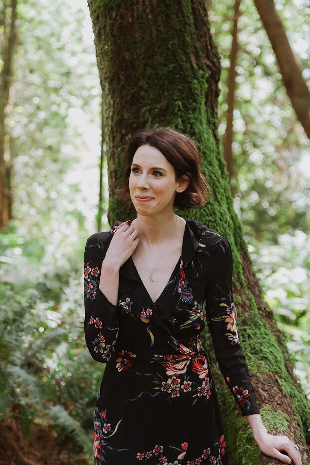 Portrait of author Stephanie Archer