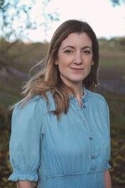 Portrait of author Gillian McAllister